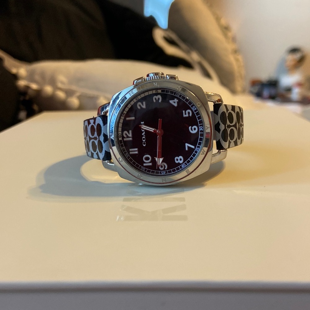 COACH WATCH. Just Needs a Battery